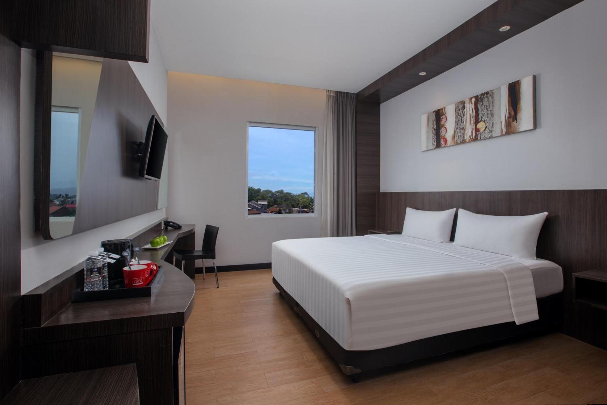 Neo Dipatiukur Bandung By Aston Hotel Exterior foto