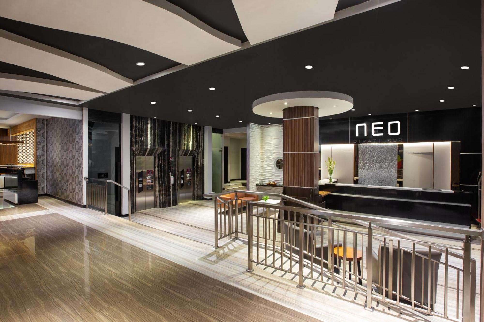 Neo Dipatiukur Bandung By Aston Hotel Exterior foto