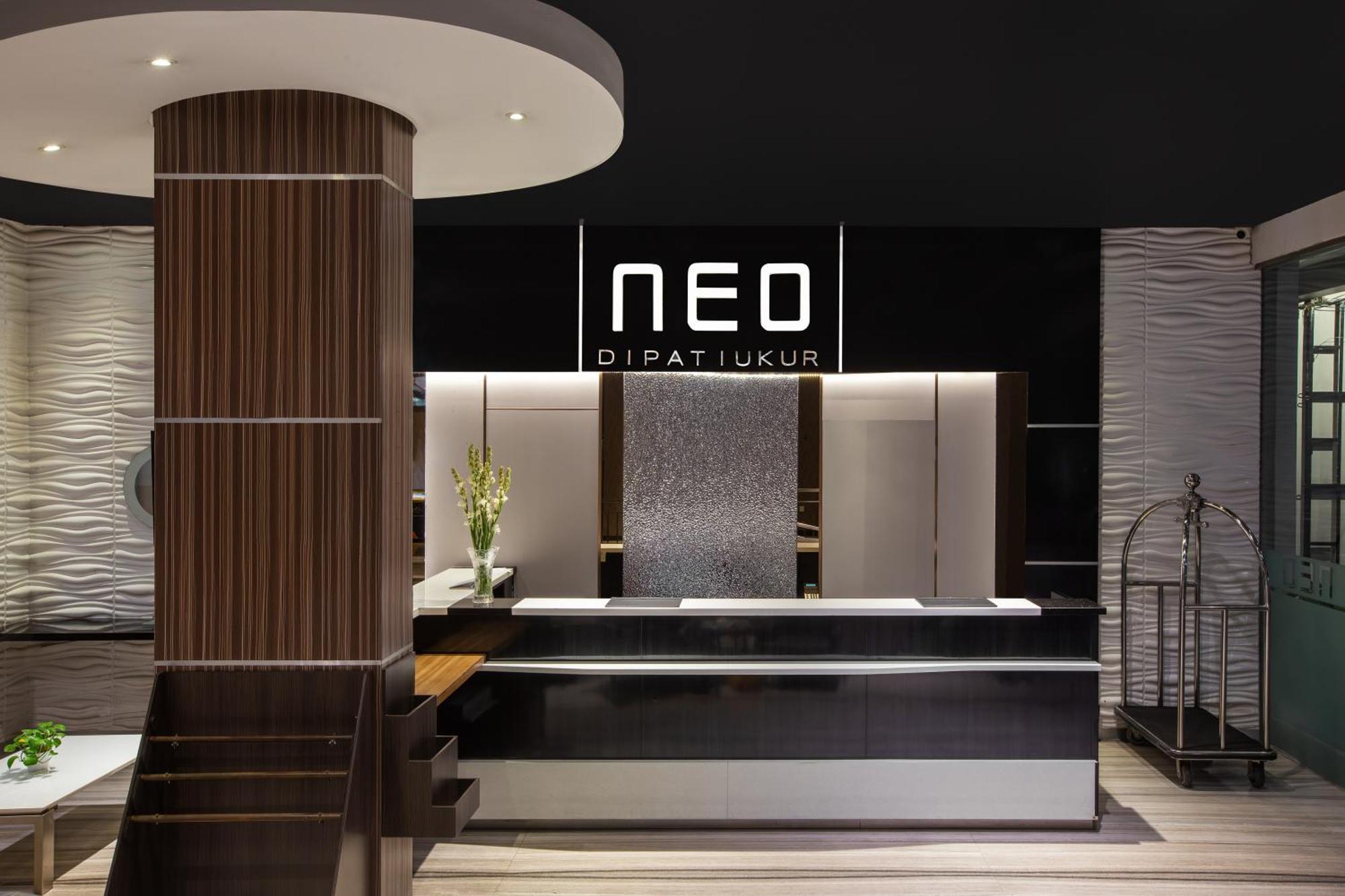 Neo Dipatiukur Bandung By Aston Hotel Exterior foto